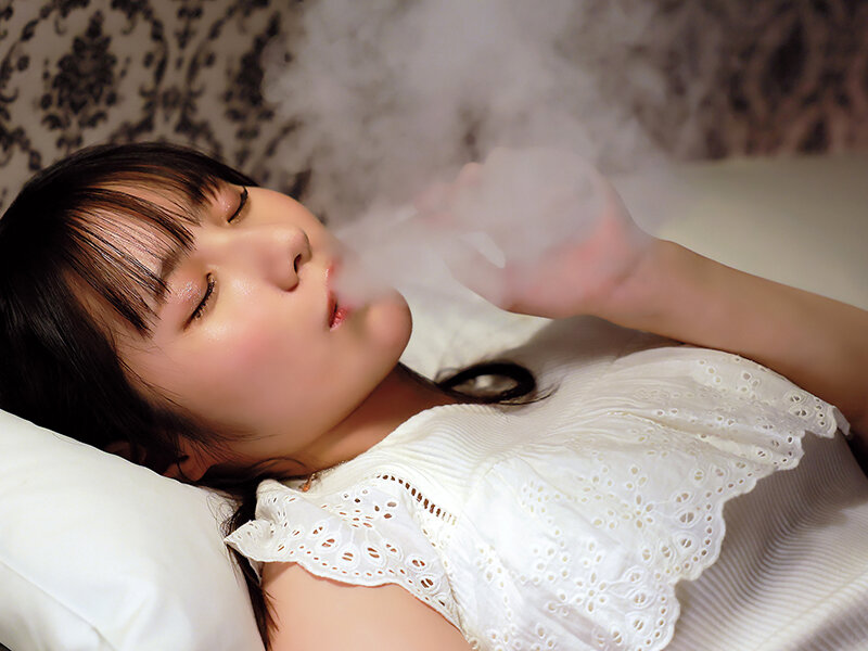 「【素人アイドル】美少女ひなこ（20）がイラマチオで潮吹き絶頂！中出しされてアヘ顔ダブルピース」のサムネイル