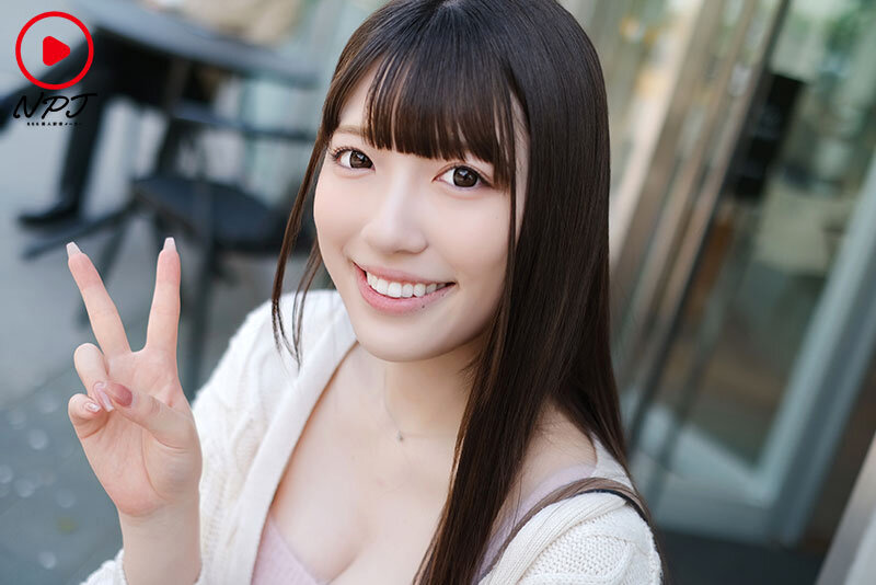 「【素人】巨乳娘とマッチングアプリで出会いデートからハメ撮り中出しまで収録した個人撮影映像」のサムネイル