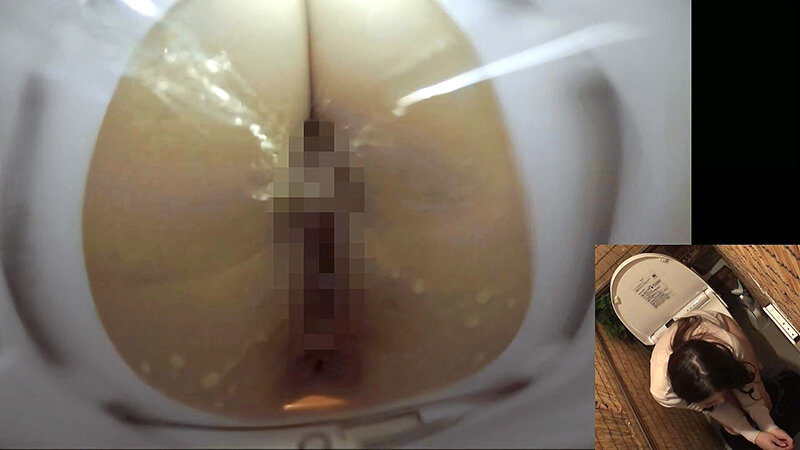 「【素人】女子トイレ盗撮40人のリアルオナニー映像｜局部アップ＆放尿シーン収録」のサンプル画像11枚目