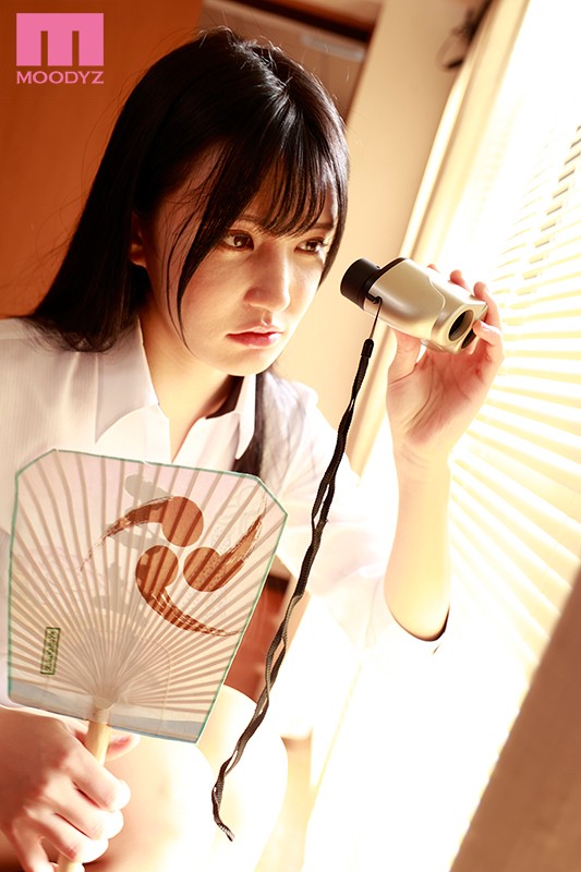 「高橋しょう子の巨乳パイズリがエロい！汗だく痴女捜査官との濃厚プレイ動画」のサンプル画像2枚目