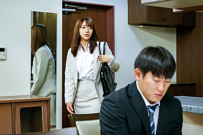 「蒼乃美月が魅せる義母との禁断近親相姦 人妻の寝取られ3Pに溺れるオフィス不倫ドラマ」のサンプル画像5枚目