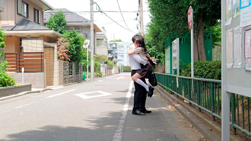 「日向由奈 パイパン美少女JKに中出し 小柄ミニ系女子校生との密着セックス」のサンプル画像3枚目