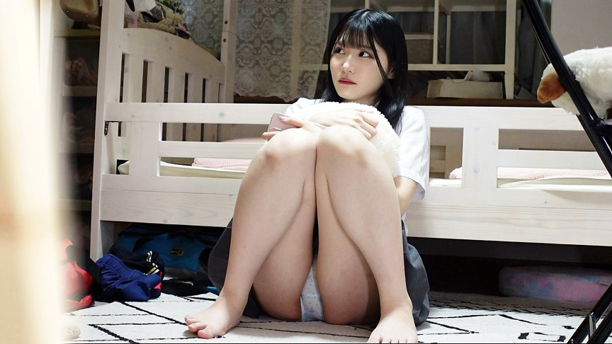 「【素人】制服女子の恥じらいオナニー映像|発育途中の敏感ボディが魅せる自慰プレイ」のサムネイル