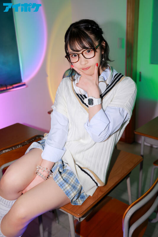 「二葉エマの甘い責めテクに悶絶！美少女痴女が魅せる中出し・キス・男の潮吹きプレイ」のサンプル画像10枚目