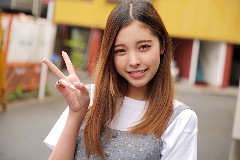 「【素人女子大生】スレンダー美少女みこ・うみをナンパして中出し！ウブな反応がたまらない」のサンプル画像2枚目