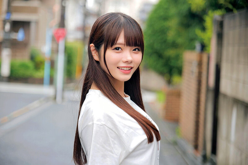 「素人女子大生モデルをナンパして中出し！卒業記念ヌード撮影会で密着検証【れい・ひなの】」のサムネイル