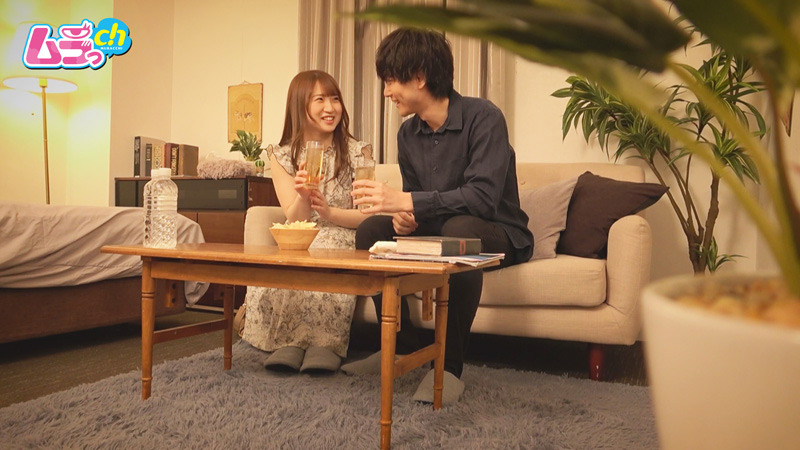 「【素人】【のぞき】バーでナンパされたウブな女性がイケメンとワンナイト!夜遊び初心者の大胆な夜を観察」のサムネイル