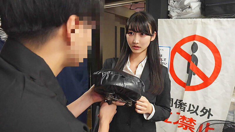 「雪代美鳳が巨尻OL役で3P中出しに悶絶！オナニーから始まる濃厚プレイが話題」のサンプル画像2枚目