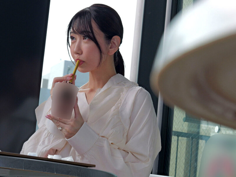 「【素人】巨乳美女4人にローションプレイ＆中出し！美容サロン勤務や医療短大生へのぶっかけ映像」のサンプル画像4枚目