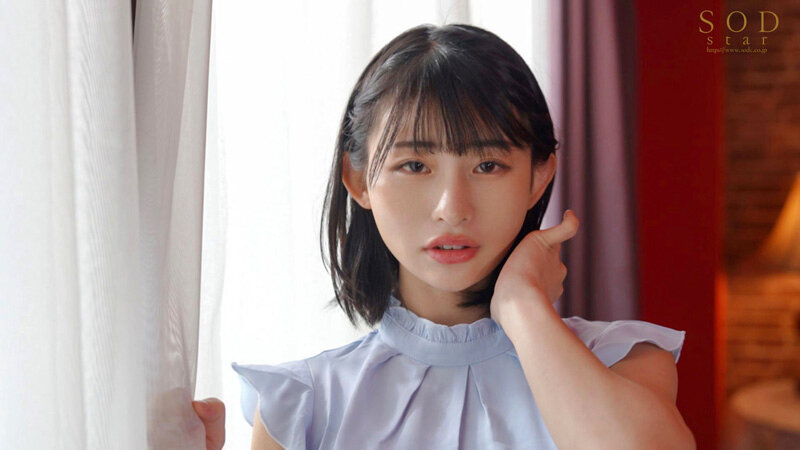 「宮島めいのコスプレで汗だく拘束プレイ！ディルドで絶頂アクメを迎える濃密映像」のサンプル画像3枚目