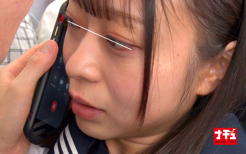 「【素人JK】ミニ系女子と濃厚ベロキス痴漢プレイで何度もイキまくる発情動画【羞恥】」のサンプル画像3枚目