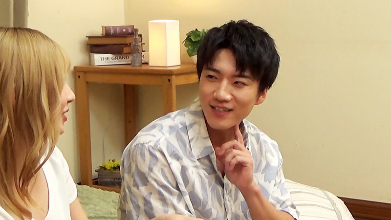 「Nia（伊東める）×成宮仁の巨乳カップルが魅せる甘えから激しさへのギャップエッチ」のサンプル画像2枚目