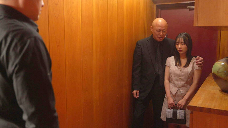 「松井日奈子の潮吹き絶頂！美乳痴女が三日三晩イキまくる大興奮セックス動画」のサンプル画像2枚目