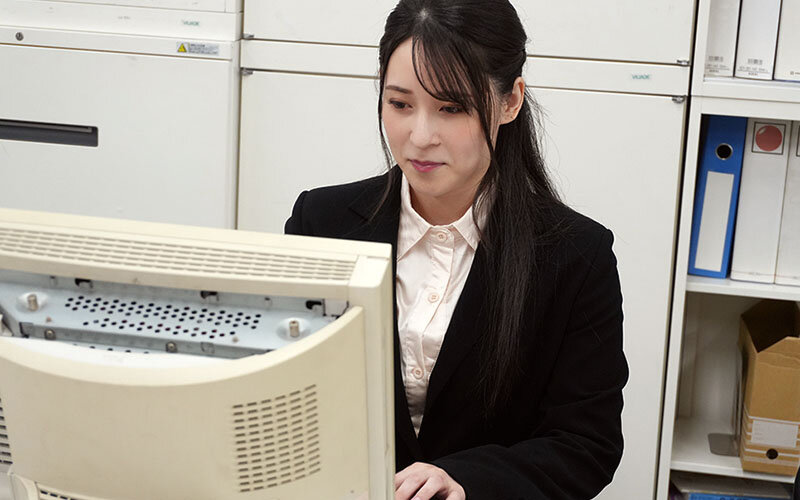 「十川ありさ|OL辱め中出し作品「ダメです…部長っ」涙目で快楽堕ちする女部下の衝撃映像」のサムネイル