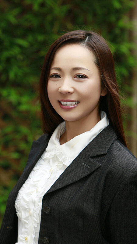 「熟年人妻の濃厚フェラと中出しセックスで絶頂アクメ！巨乳熟女夫婦の愛情たっぷり5組」のサンプル画像2枚目