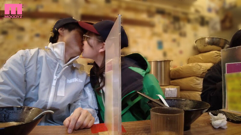 「石川澪が朝まで責め続ける痴女プレイ｜美少女のねっとりフェラでM男を虜にする濃密な一夜」のサンプル画像6枚目