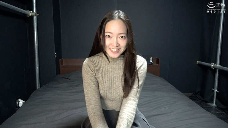 「【雨村梨花】美少女M女がくすぐり責めで悶絶!綺麗なお姉さんの感度チェック動画」のサンプル画像1枚目