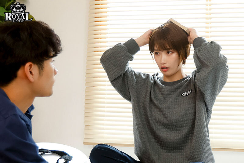 「美園和花 巨乳女子校生が騎乗位で中出し懇願!手コキご奉仕もするむっちりボディの彼女」のサムネイル