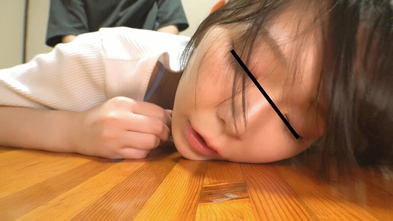 「パイパン女子大生5人と中出し3P乱交！性交サークルの過激な活動記録【素人・複数プレイ】」のサンプル画像6枚目