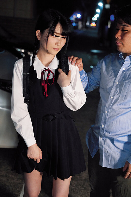 「【美少女】小柄で貧乳な妹の友人に中出し!ミニ系ロリ美少女との禁断プレイ」のサンプル画像6枚目