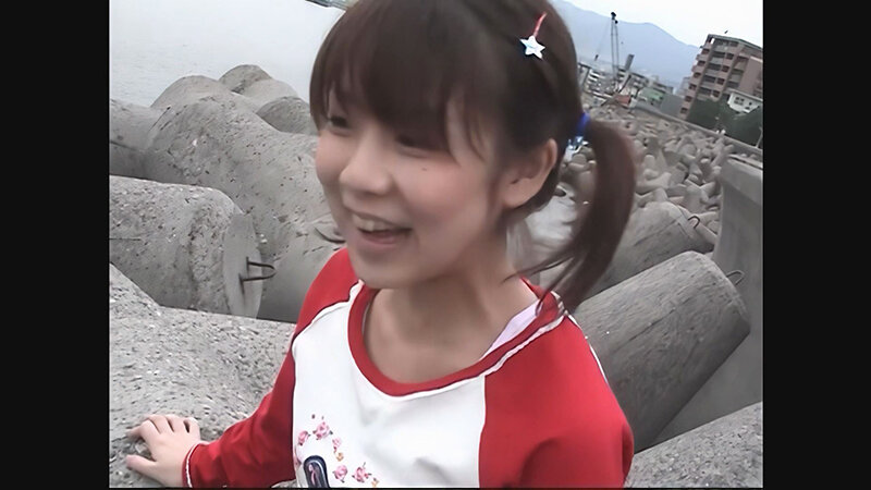 「【素人投稿】ミニ系美少女ももかの濃厚フェラテクニック【関西流出映像AIリマスター版】」のサムネイル