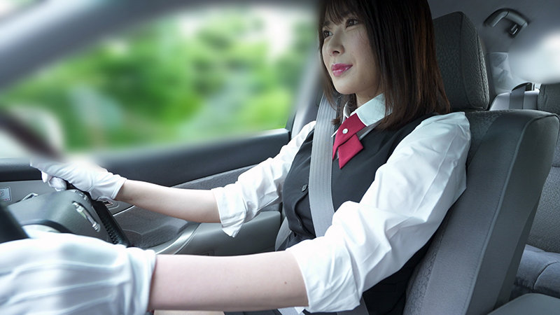 「痴女タクシードライバー辻井ほのか&三上悠亜が巨乳見せつけオナニー披露!熟女の誘惑テク」のサムネイル