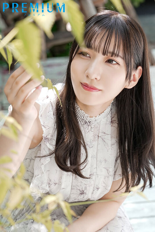 「湊音かれん 現役看護師お姉さんが汗だく潮吹き3Pで乱れる中出し解禁セックス」のサムネイル