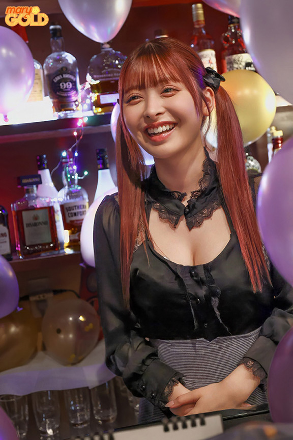 「瀧本くるみAVデビュー！超人気コンカフェ嬢の可愛すぎるおねだり7発セックス」のサムネイル