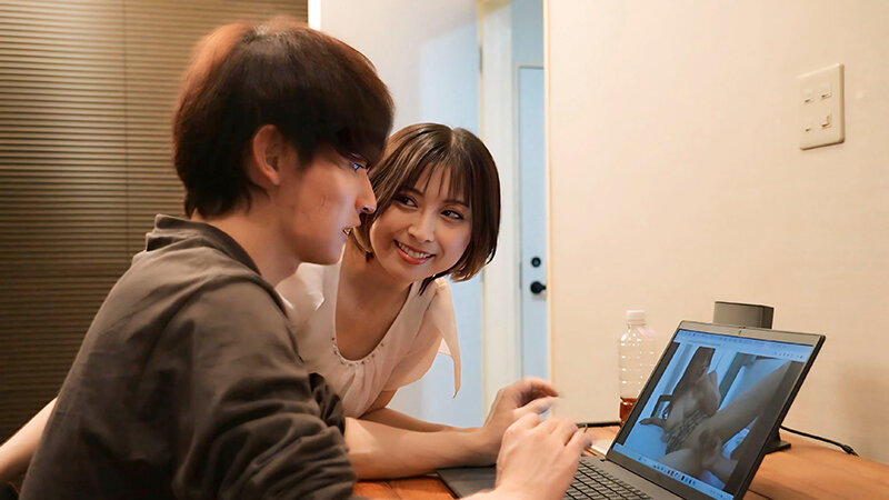 「【人妻】発情した義母が義息子にパイズリご奉仕！禁断の中出し関係に溺れるお母さんの物語」のサムネイル