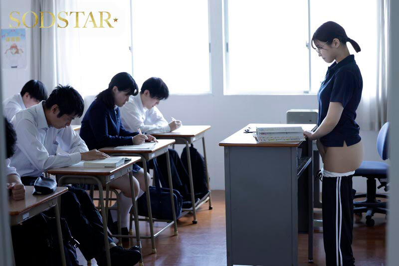 「唯井まひろ 女教師が校内で野外露出プレイ！生徒に見つかり中出しされる衝撃展開」のサンプル画像8枚目