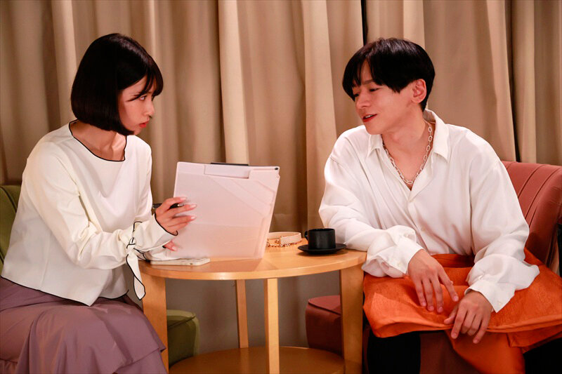 「宮城りえがカップルで魅せる濃密プレイ|デカチン巨根に身体を委ねる甘い時間」のサンプル画像5枚目