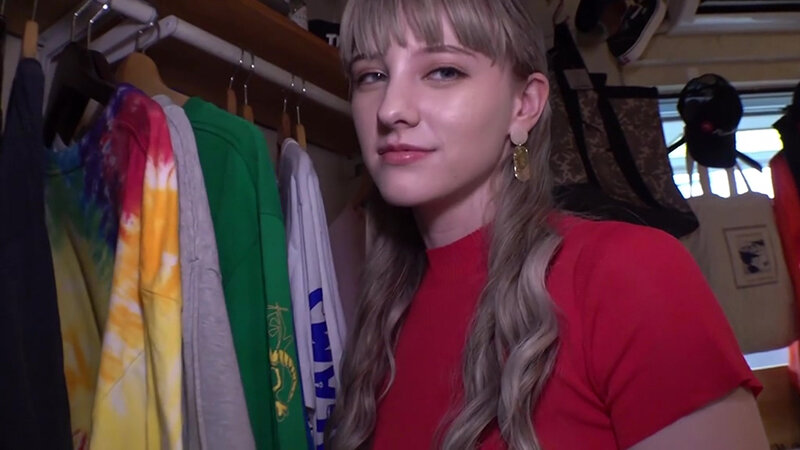 「メロディー・雛・マークス 美乳白人痴女が騎乗位で中出し懇願！甘えた誘惑がたまらない」のサムネイル