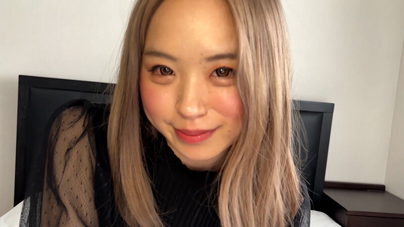 「【素人ナンパ】美人お姉さんアシスタント美容師はるちゃんに街角で声かけ恥じらい観察プレイ」のサンプル画像20枚目