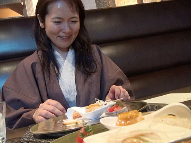 「【熟女】和服姿の美熟女が魅せる艶やかな誘惑｜浴衣の奥に秘めた情事【AIリマスター版】」のサンプル画像11枚目