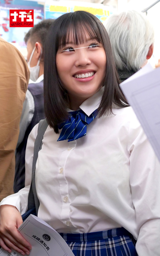 「【素人】巨乳色白美少女が電車で痴○被害！恥じらいながら潮吹き絶頂する羞恥プレイ動画」のサムネイル