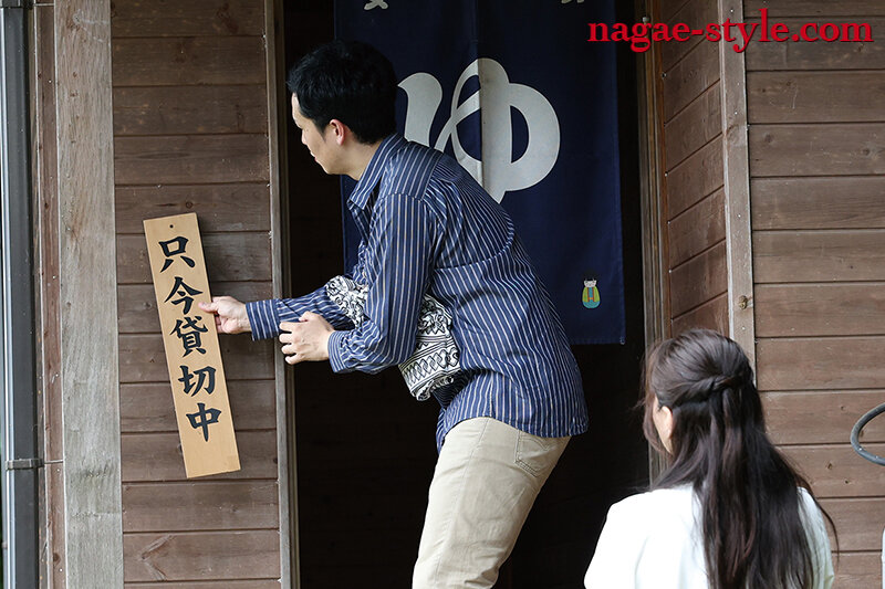 「雨村梨花が魅せる人妻NTR作品|3P・4Pで寝取られる妻の衝撃映像【寝取られの館14】」のサンプル画像12枚目