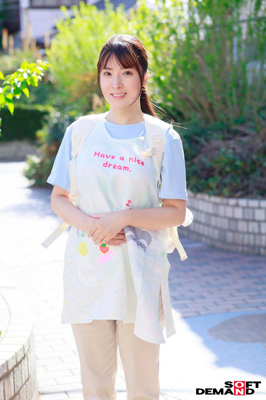 「【素人保育士】マジックミラー号で母性溢れるお姉さんが童貞筆おろし！激ピストン中出しの衝撃展開」のサンプル画像4枚目