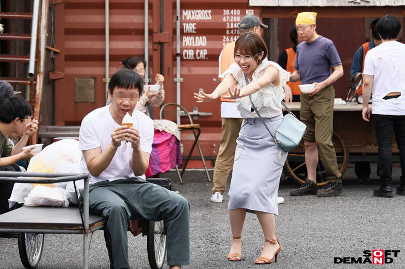 「宍戸里帆が魅せる時間停止プレイ!真面目OLの中出し解禁で見せる意外な本性とは」のサンプル画像4枚目