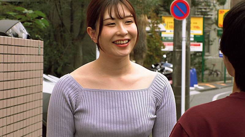 「【素人人妻ナンパ】子持ちママが童貞君に母性たっぷり筆おろし中出しSEX」のサンプル画像11枚目