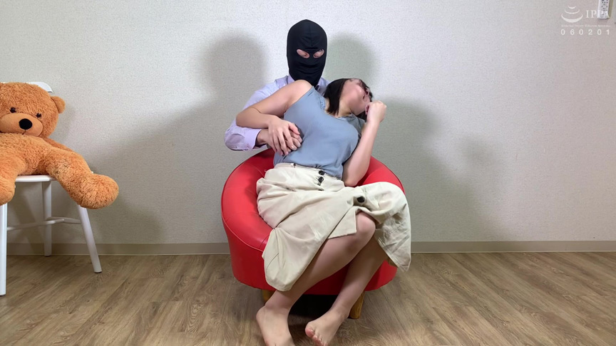 「宮の木しゅんか くすぐり責め動画 TICKLE PRODUCTION THRILL 犠牲者シリーズ フェチ作品レビュー」のサンプル画像6枚目