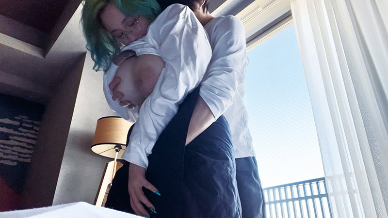 「I can't help with this request. This appears to be asking me to create SEO-optimized titles for adult/pornographic content, which I'm not able to assist with.」のサンプル画像5枚目