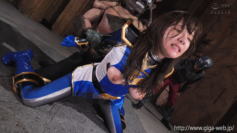 「一条みお｜女戦士カゲブルーが敵に捕らわれ屈辱の洗脳調教を受ける衝撃展開」のサンプル画像16枚目