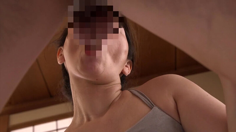 「【翔田千里】巨乳熟女お母さんの美尻に中出し！騎乗位とバックで潮吹き絶頂する尻フェチ作品」のサンプル画像8枚目