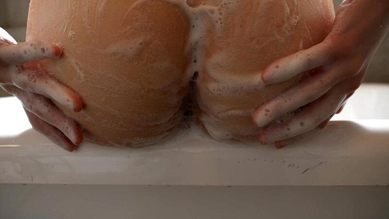 「藤田ゆず 美乳アイドル系女優の妹キャラが魅せるセクシーグラビア動画」のサンプル画像7枚目