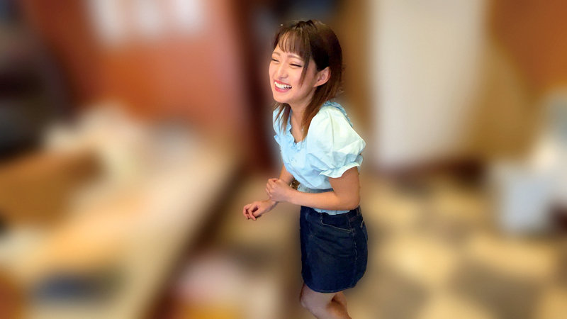 「美少女女子大生みつきちゃんの野外露出羞恥プレイ！興奮の中出し体験ドキュメント」のサンプル画像2枚目