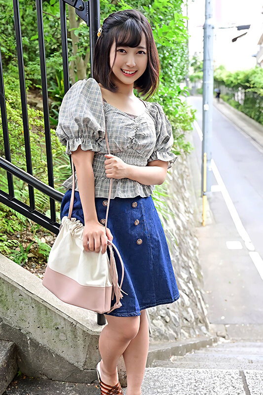 「【流出】北海道ローカル局出身タレントH 学業のため芸能活動休止中のハメ撮り映像流出 発育途中の美少女があられもなくイきまくる」のサムネイル