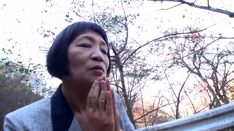 「【熟女NTR】人妻が旅先でナンパされ不倫に溺れる寝取られドラマ｜熟年婦人の禁断の旅路」のサンプル画像12枚目