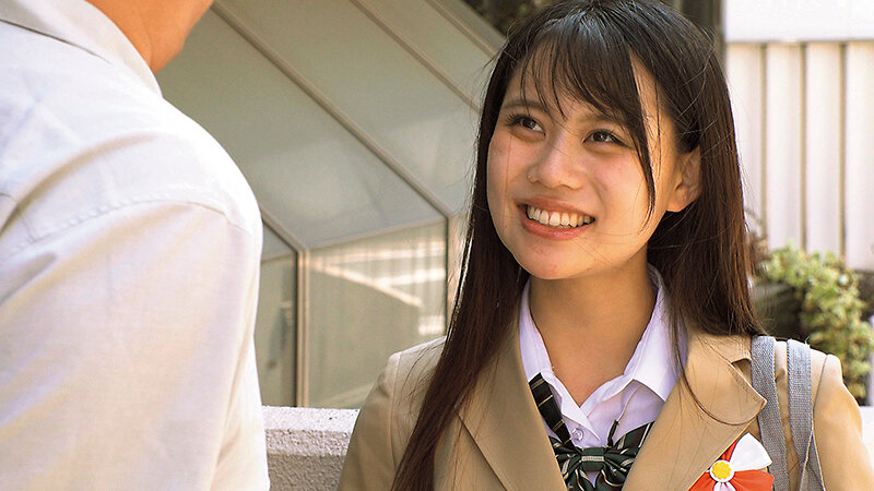 「素人女子校生が卒業式後に制服姿で初ぶっかけ体験＆中出しナンパSEX」のサンプル画像10枚目