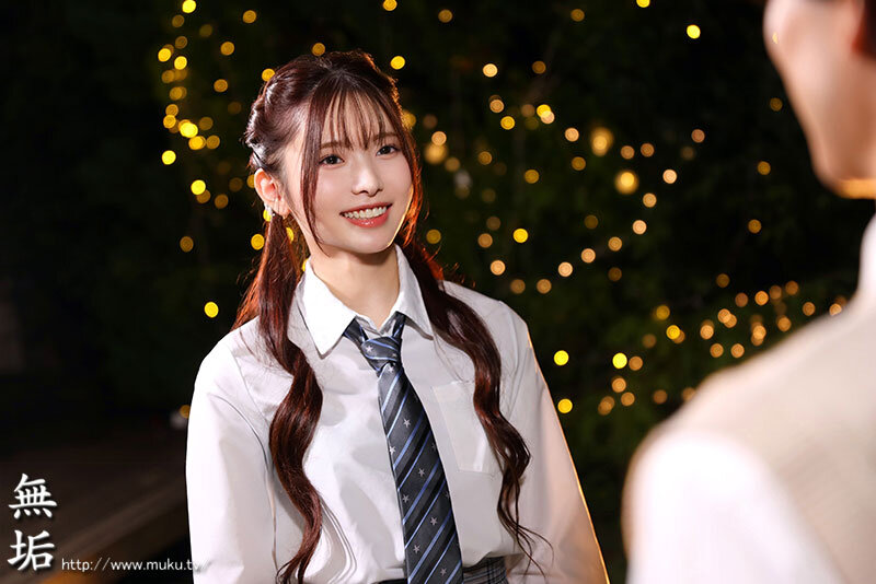 「響蓮の美乳美少女が乱交で潮吹き絶頂！中出しされまくる過激プレイ動画」のサンプル画像9枚目