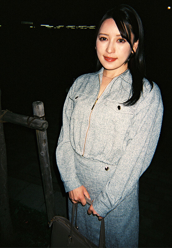 そんなに仲良くない会社の同僚OL紗々原ゆりサンと2次会終わりの流れでホテルへ行ったら身体の相性が良すぎてだんだん甘えモードになったので朝まで何度も精飲と中出しをした